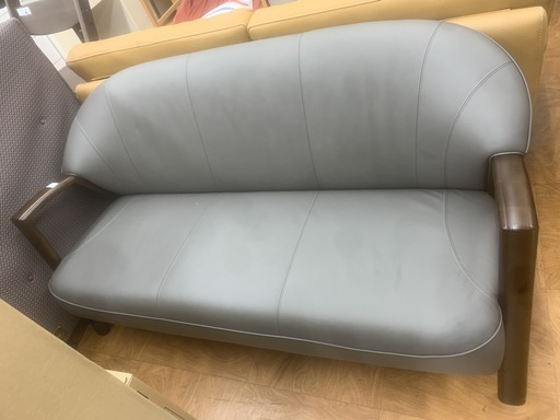 アサヒ 3人掛けアームソファ