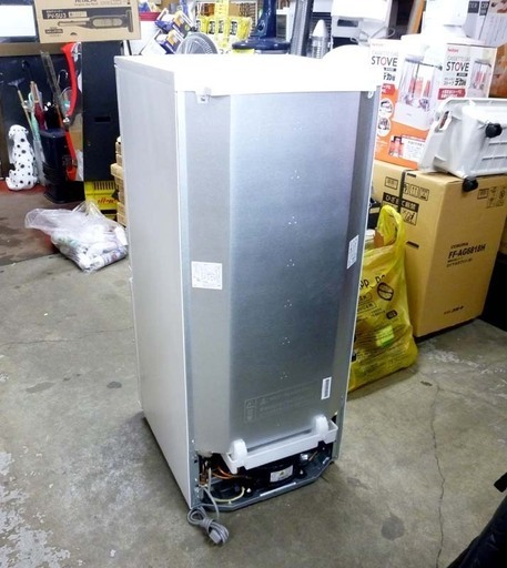 美品 冷蔵庫  2ドア 137L 2019年製 シヤープ SJ-D14E 幅48㎝ 130Ｌクラス ☆ PayPay(ペイペイ)決済可