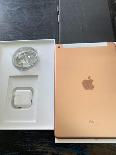 【美品】シムフリー  iPad 9.7インチ 128gb 2018年モデル ゴールド