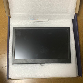 ポータブルモニター