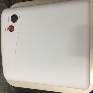 ネイルランプ　UVの機械　ネイル用レジン用として使えるランプの画像
