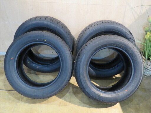 ■ヨコハマ ブルーアース E51 225/60R17 2019年 新品未使用 ラジアルタイヤ 札幌発