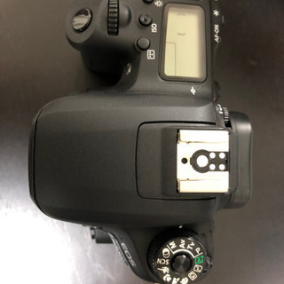 キヤノン EOS 9000D EF-S18-135 IS USM キット キヤノン EOS 80D EF-S18-135 IS USM レンズキット | デジタル一眼レフ