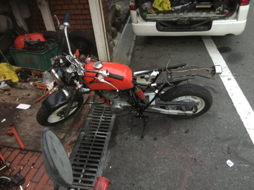 エイプ50 レストアベース