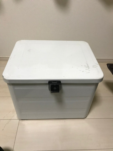 リアボックス