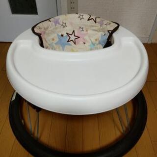 ベビー歩行器です
