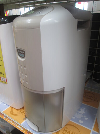 コロナ　除湿衣類乾燥機　BD-633　2013年製