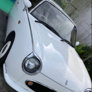 日産　フィガロ
