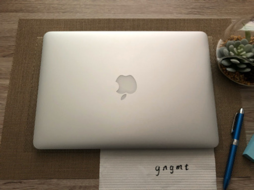 【新品同様】MacBook Pro (Retina, 13-inch, Early 2015)