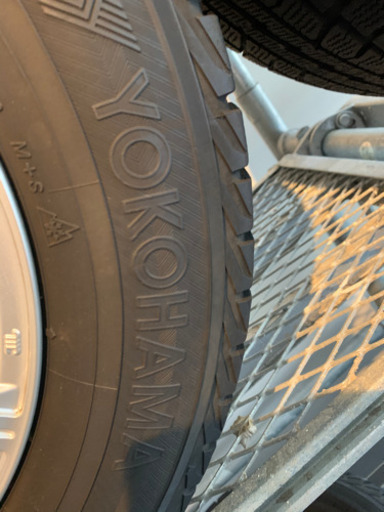 ☆値下げしました☆スタッドレスタイヤ&ホイール4本セット　205/65R15 ミニバン などに