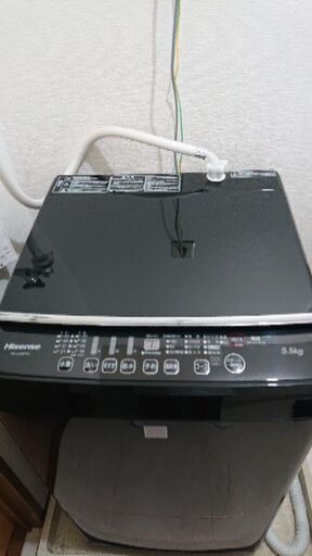 2017年式Hisense洗濯機  珍しい黒色です。美品