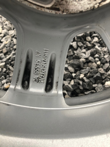 欧州車 ボルボ スタッドレス 1シーズンのみ使用 超美品 タイヤ18年製造 4本セット TOYO GARIT GS バリ山 PCD108 5穴 6.5j off40