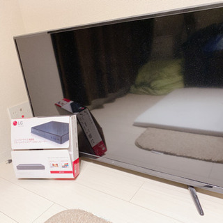 50型テレビと Blu-rayプレイヤー
