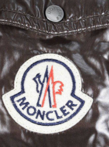 モンクレール　【MONCLER】