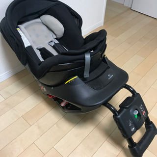 チャイルドシート　新生児から　エールべべの画像