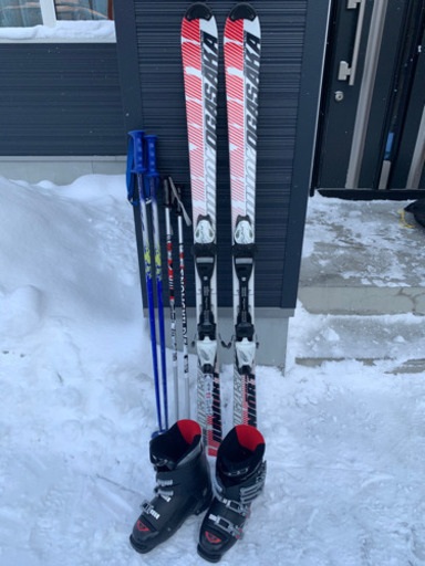 ジュニア用オガサカスキーとブーツ、ポールのフルセット