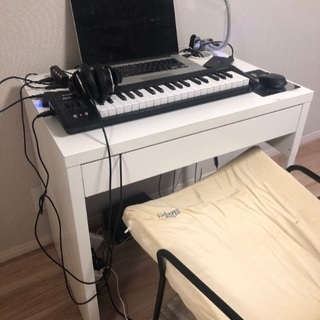 机・引き出し付き　IKEA 子供〜
