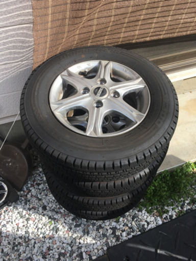 スタッドレスタイヤ、バモスで使用