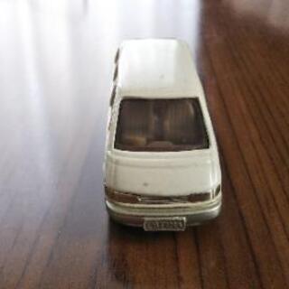 トミカTOYOTAエスティマ(白)1／64の画像