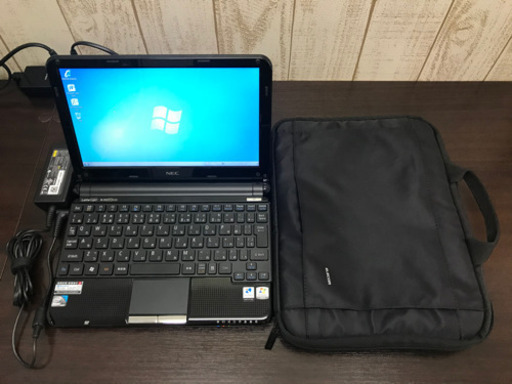 美品　NEC LaVie Light BL350/C ミニノートパソコン