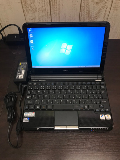 美品　NEC LaVie Light BL350/C ミニノートパソコン