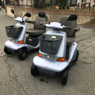 セニアカー　1台　6万円(2台有り)