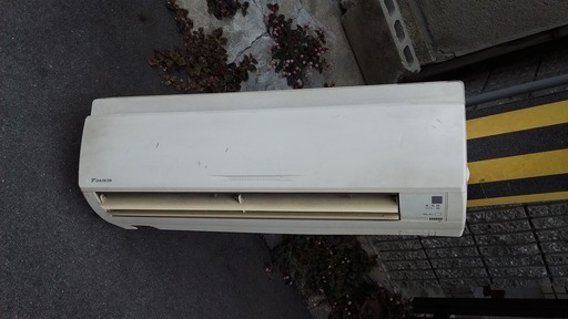 ダイキンルームエアコン（中古）