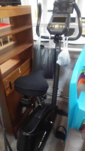 ●販売終了●エアロバイク　ＡＬＩＮＣＯ　プログラムバイク7018　ＡＦＢ7018　中古