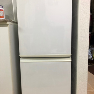 14年製SHARP冷蔵庫　SJ-14E1の画像