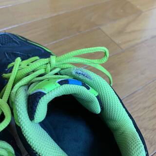 ★値下★中古バドミントンシューズ（23.5cm） YONEX パワークッション820の画像