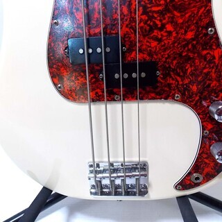 ★送料無料 美品！「Photogenic」プレシジョンベースタイプエレキギター★の画像