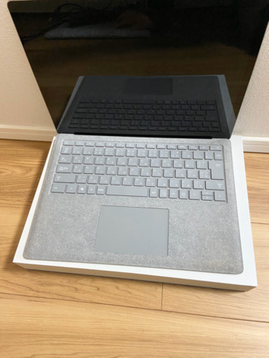 マイクロソフト Surface Laptop 2 プラチナ（本体＋充電器＋アダプタ＋ケース）