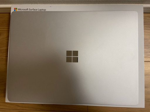 マイクロソフト Surface Laptop 2 プラチナ（本体＋充電器＋アダプタ＋ケース）