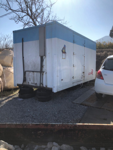 コンテナ　色々あります　4t 2t 倉庫になります！