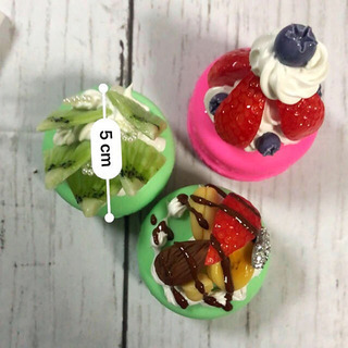 ほんのお気持ち⭐️マカロンケース⭐️セットの画像