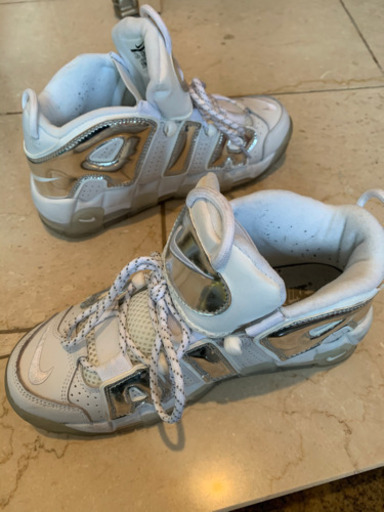 NIKE スニーカー　白
