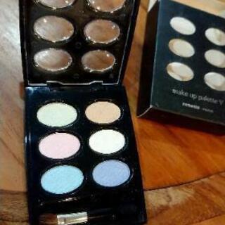 レノマ メイクアップパレットの画像