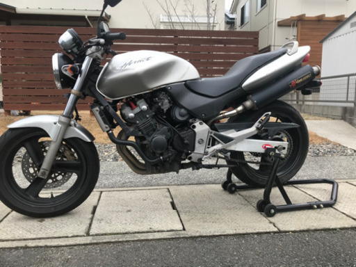 ホーネット 250 （タンク凹み有・社外マフラー二本出）