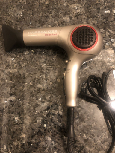 ヘアビューザー★ドライヤー★リュミエリーナ