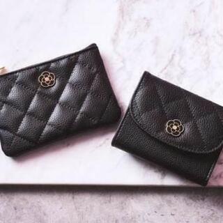   終了！１組のみ！財布&ポーチ2点セットの画像