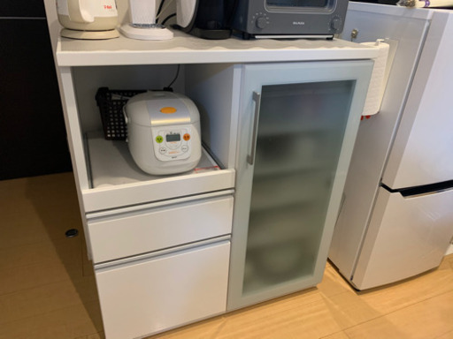 ニトリ  食器棚