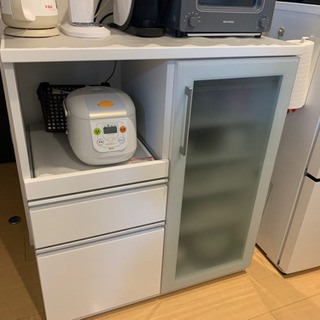 中古】東淀川駅の食器棚、キッチン収納を格安/激安/無料であげます