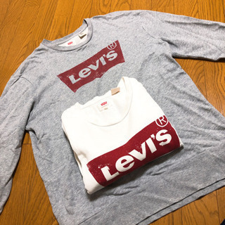 トレーナー　Levi's