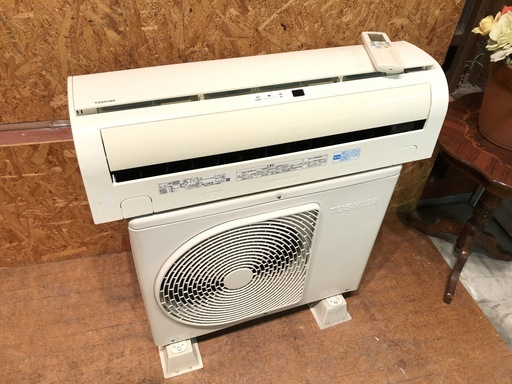 【管理KR120】TOSHIBA 2012年 2.2kw 6畳用 ルームエアコン RAS-221NS 分解クリーニング済