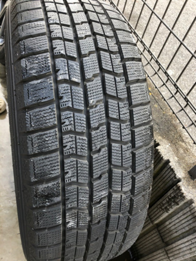 スタットレスタイヤ　ホイールセット225/50R17（別出品サイトにて交渉中）