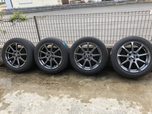 スタットレスタイヤ　ホイールセット225/50R17（別出品サイトにて交渉中）