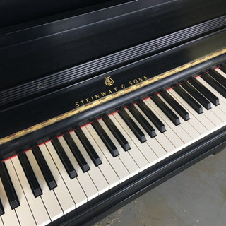 スタインウェイ 特注ソステヌートペダル付モデル model.45 アップライトの画像