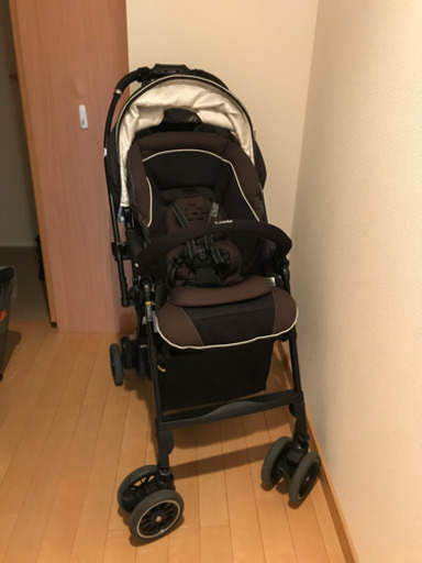 コンビ ベビーカー メチャカルハンディ オート4キャス