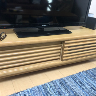 テレビボードの画像