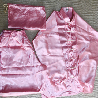 新品　未使用　M 太極拳　衣装の画像